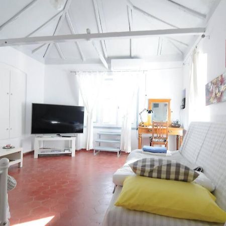 Lovely Quiet House With Garden Spetses Town ภายนอก รูปภาพ